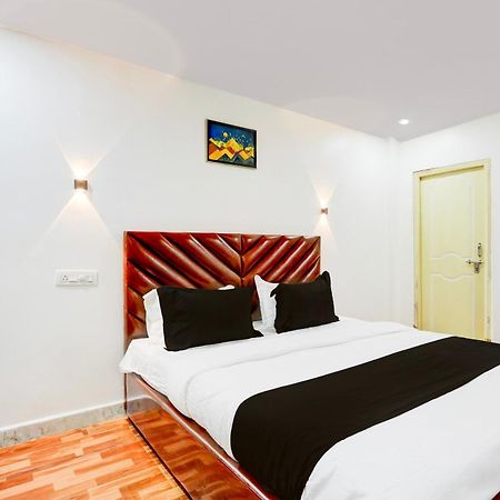 Hotel O Rms Grand Patancheru Buitenkant foto