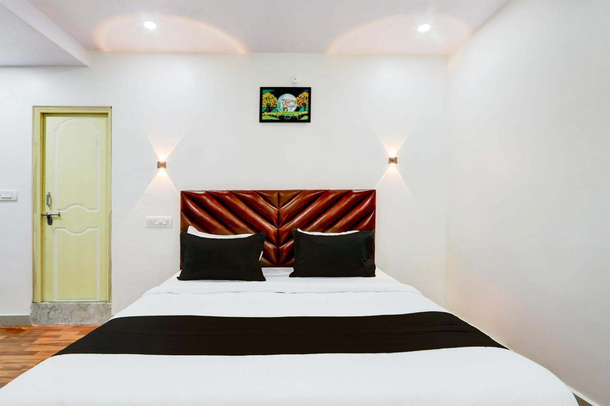 Hotel O Rms Grand Patancheru Buitenkant foto