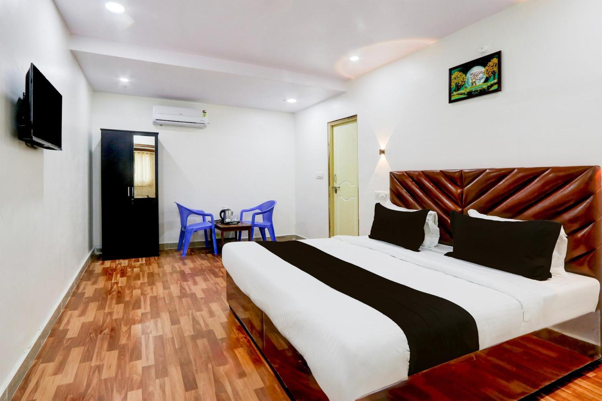 Hotel O Rms Grand Patancheru Buitenkant foto